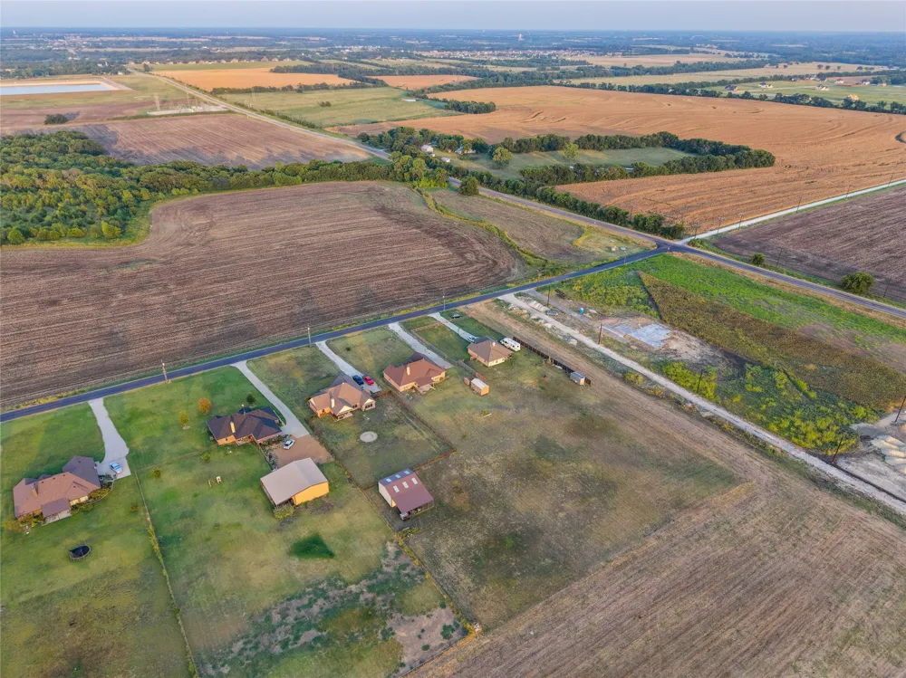 3911 Bennett Road Howe, TX 75459
