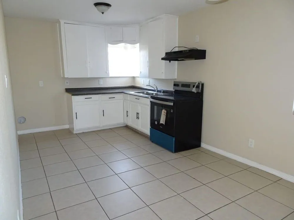 8149 Easton Street Houston, TX 77017