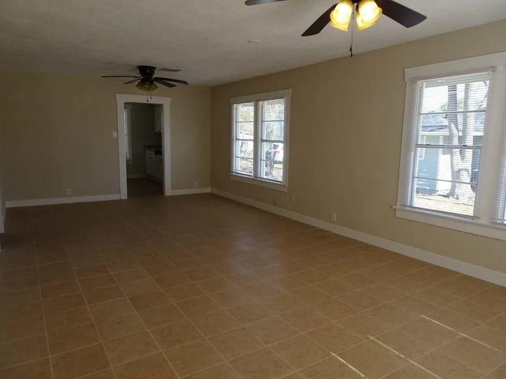 8149 Easton Street Houston, TX 77017