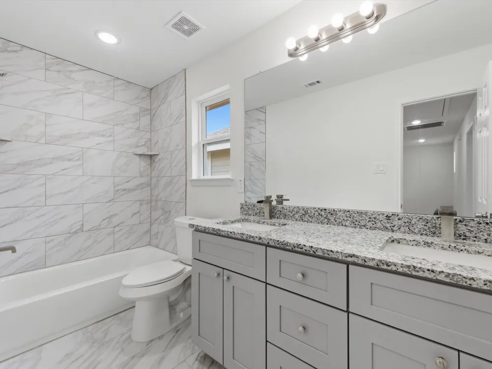 2811 Bowlin Leaf Lane Houston, TX 77014