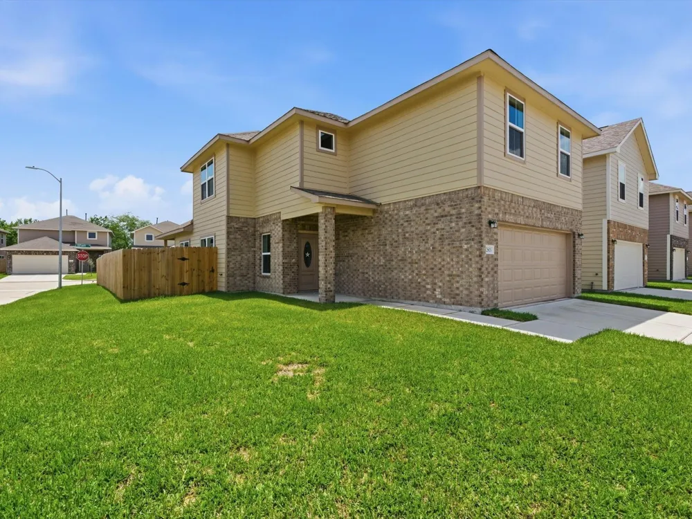 2811 Bowlin Leaf Lane Houston, TX 77014