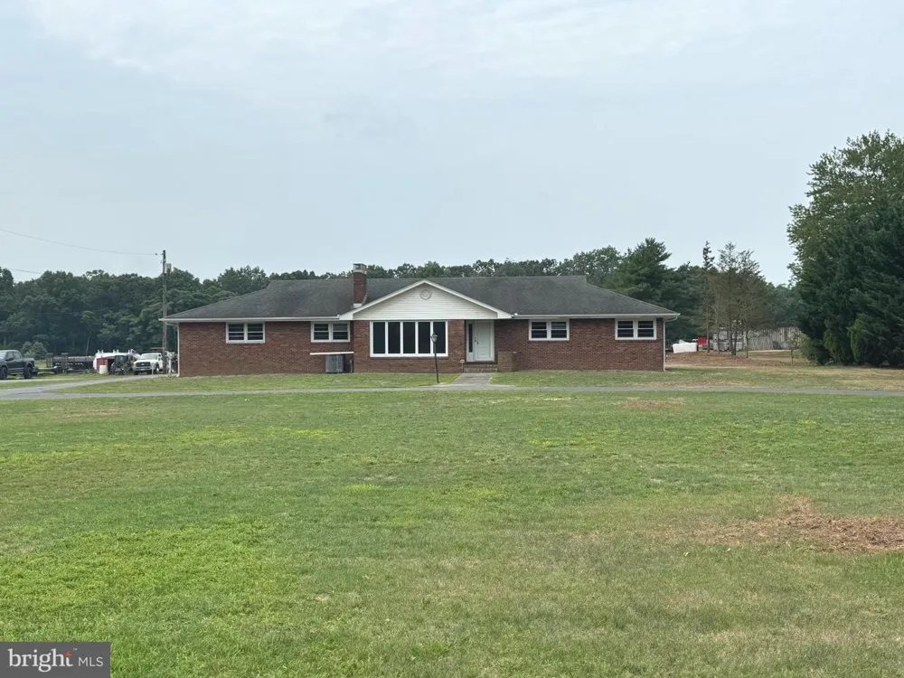 6996 HARDING HIGHWAY Mays Landing, NJ 08330