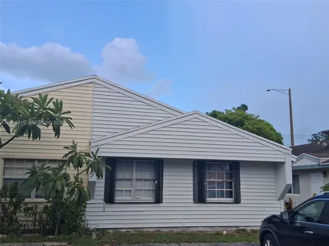 1234 SW 71st Ter