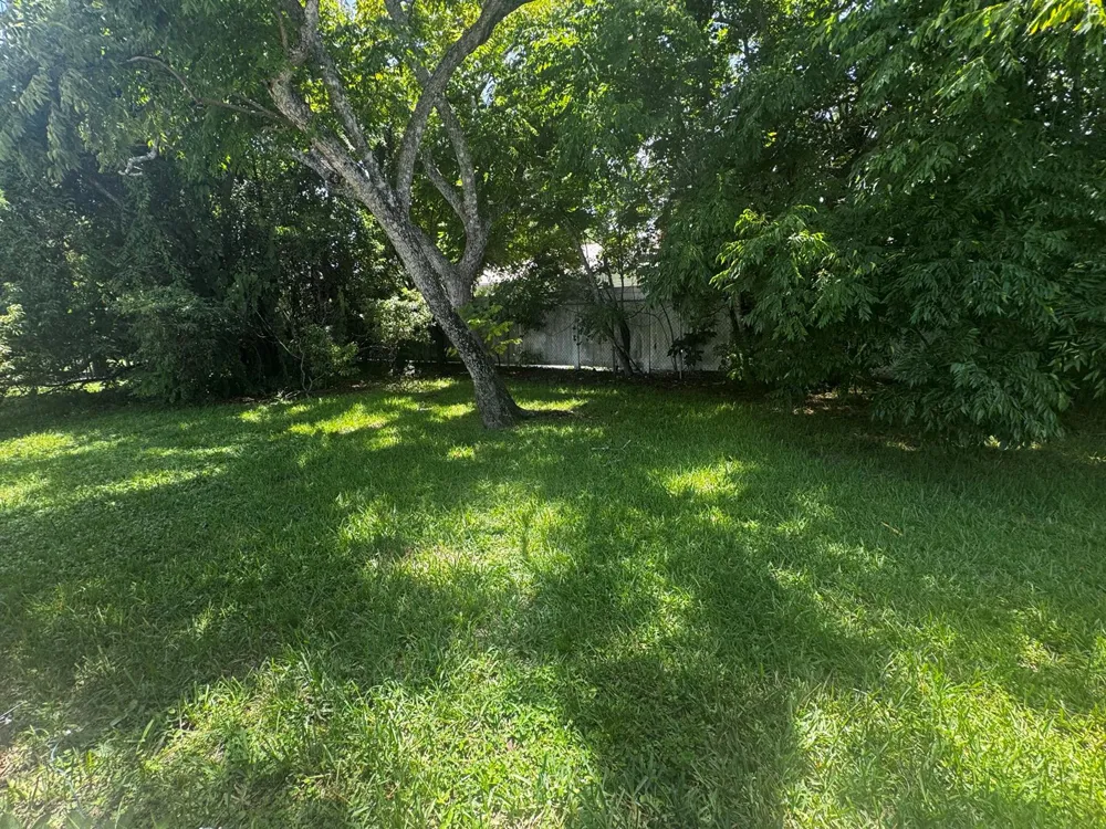6165 joshua Lane Lantana, FL 33462