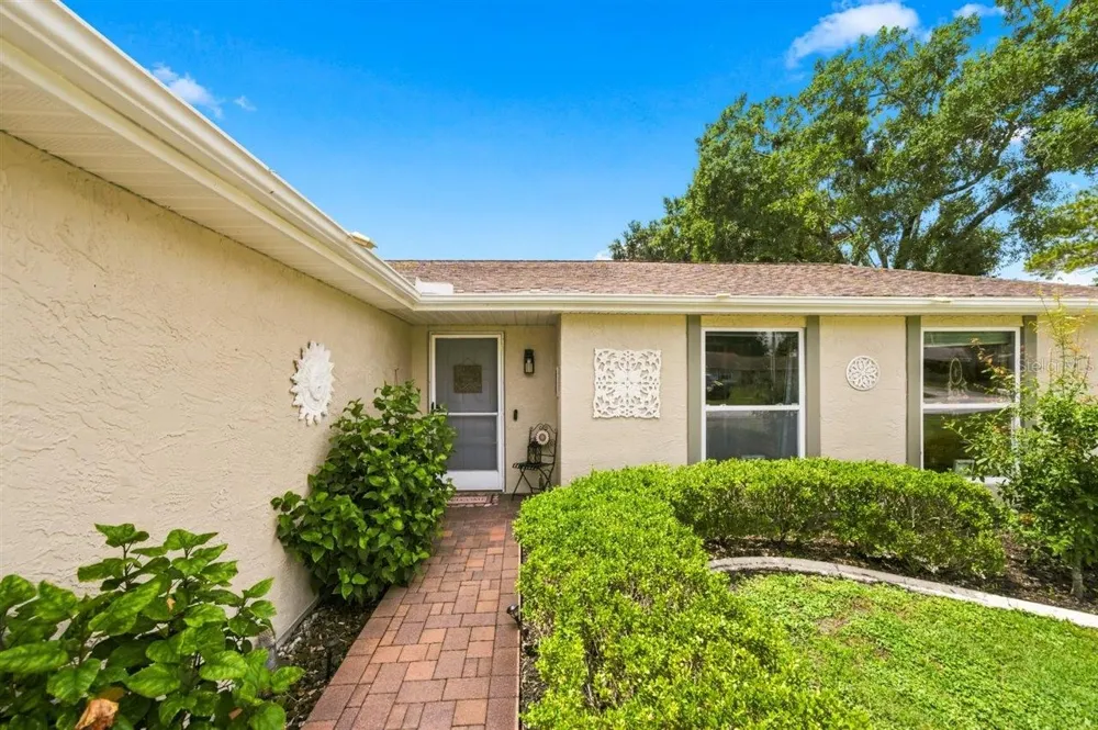 5309 BLACK PINE DRIVE Tampa, FL 33624
