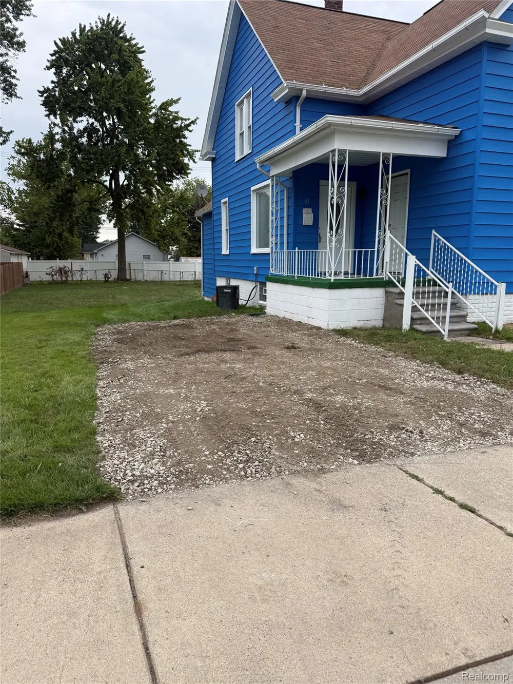 81 Fessenden Street Mt Clemens City, MI 48043