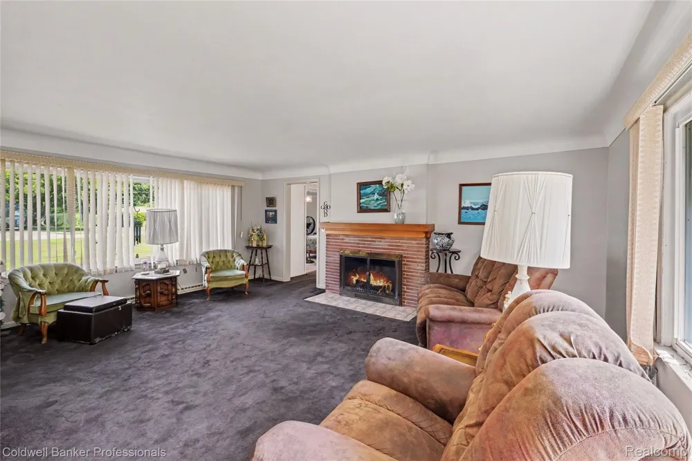 181 Sterling Drive Elba Township, MI 48446