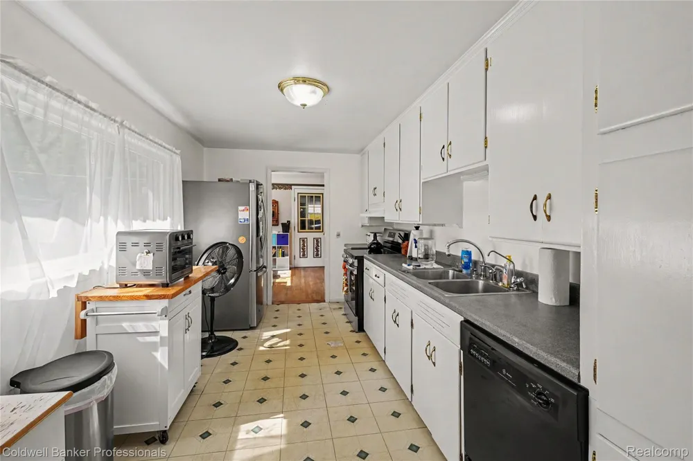 181 Sterling Drive Elba Township, MI 48446