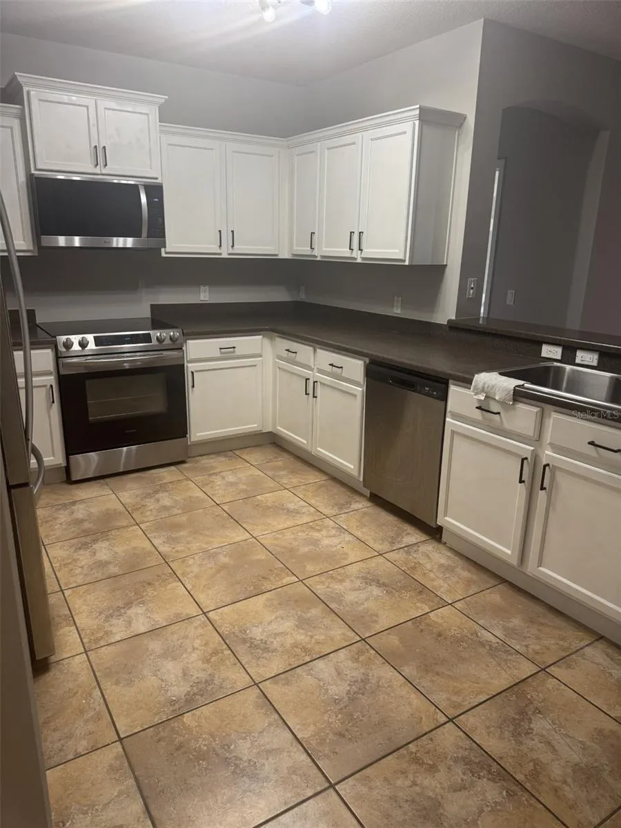 3504 PORTVIEW COURT Kissimmee, FL 34746