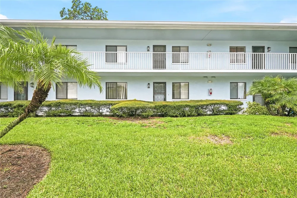 205 MARTHA LANE #205 Oldsmar, FL 34677