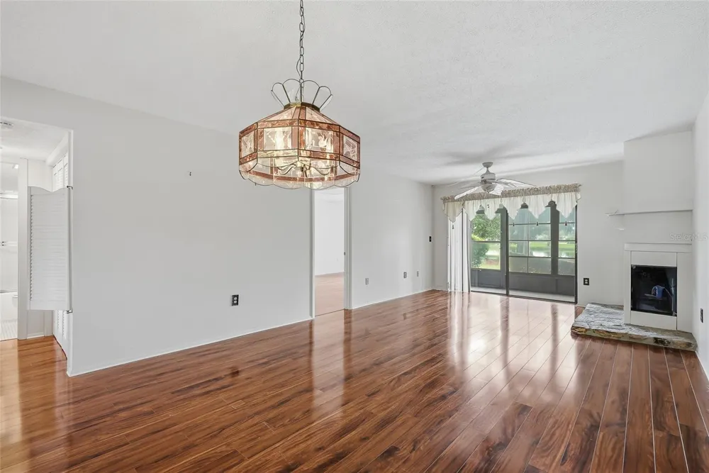 205 MARTHA LANE #205 Oldsmar, FL 34677