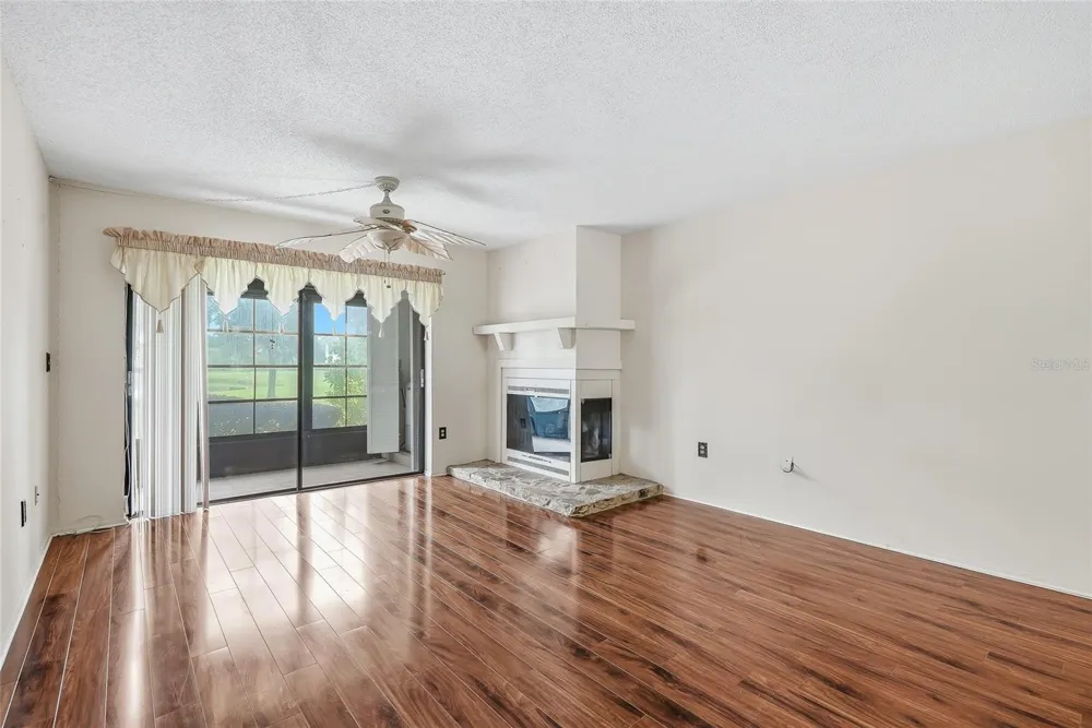 205 MARTHA LANE #205 Oldsmar, FL 34677