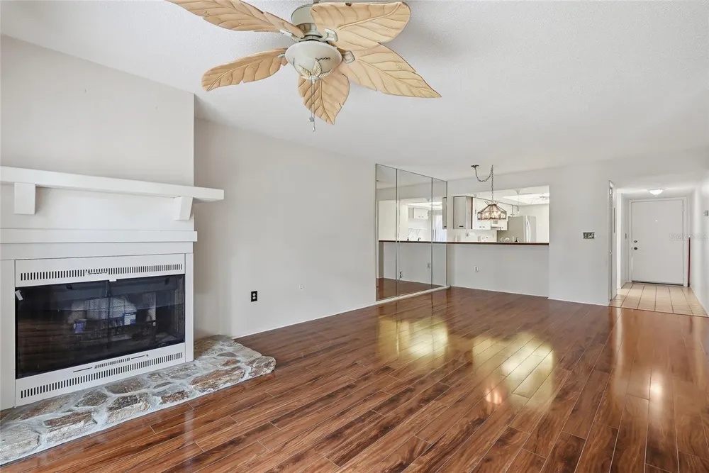 205 MARTHA LANE #205 Oldsmar, FL 34677