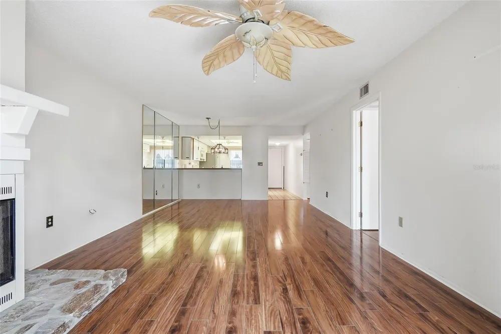 205 MARTHA LANE #205 Oldsmar, FL 34677