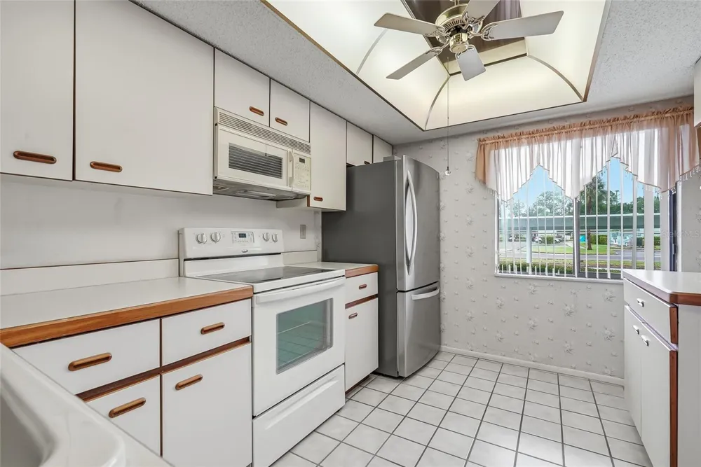 205 MARTHA LANE #205 Oldsmar, FL 34677
