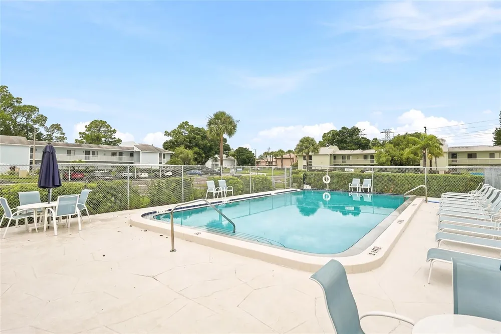 205 MARTHA LANE #205 Oldsmar, FL 34677