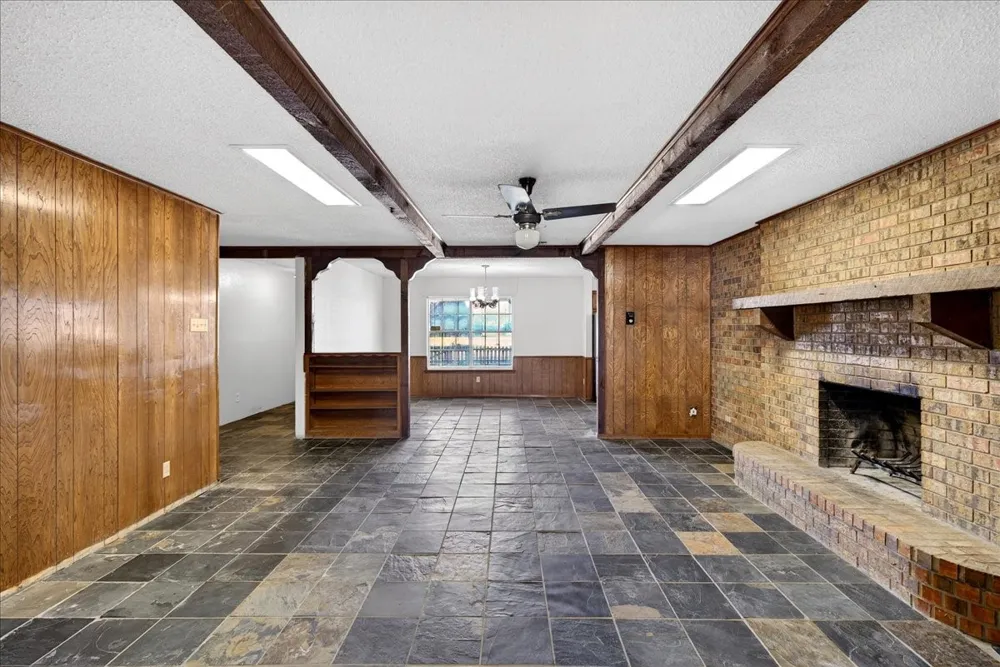 11710 State Highway 198 Highway Payne Springs, TX 75156