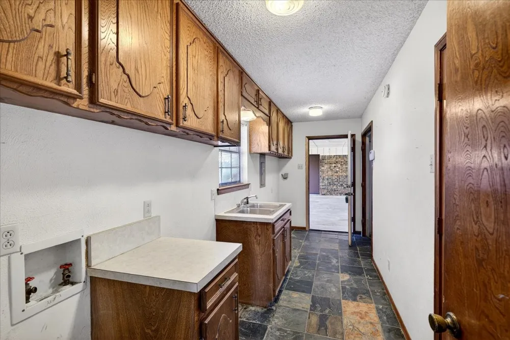 11710 State Highway 198 Highway Payne Springs, TX 75156
