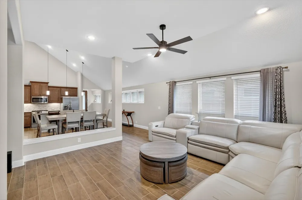326 Atlas Cedar Glenn Heights, TX 75154