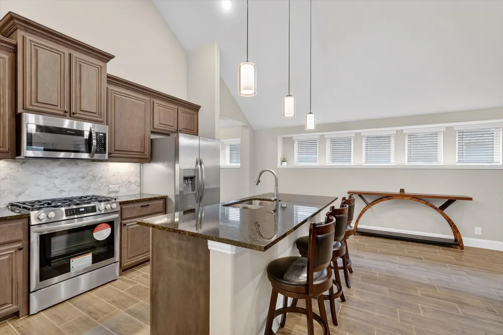326 Atlas Cedar Glenn Heights, TX 75154