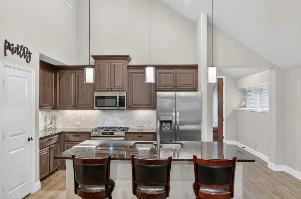 326 Atlas Cedar Glenn Heights, TX 75154