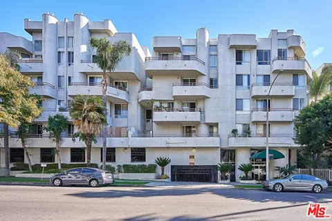 500 S Berendo Street