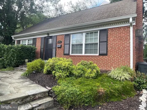 8804 WALNUT HILL ROAD