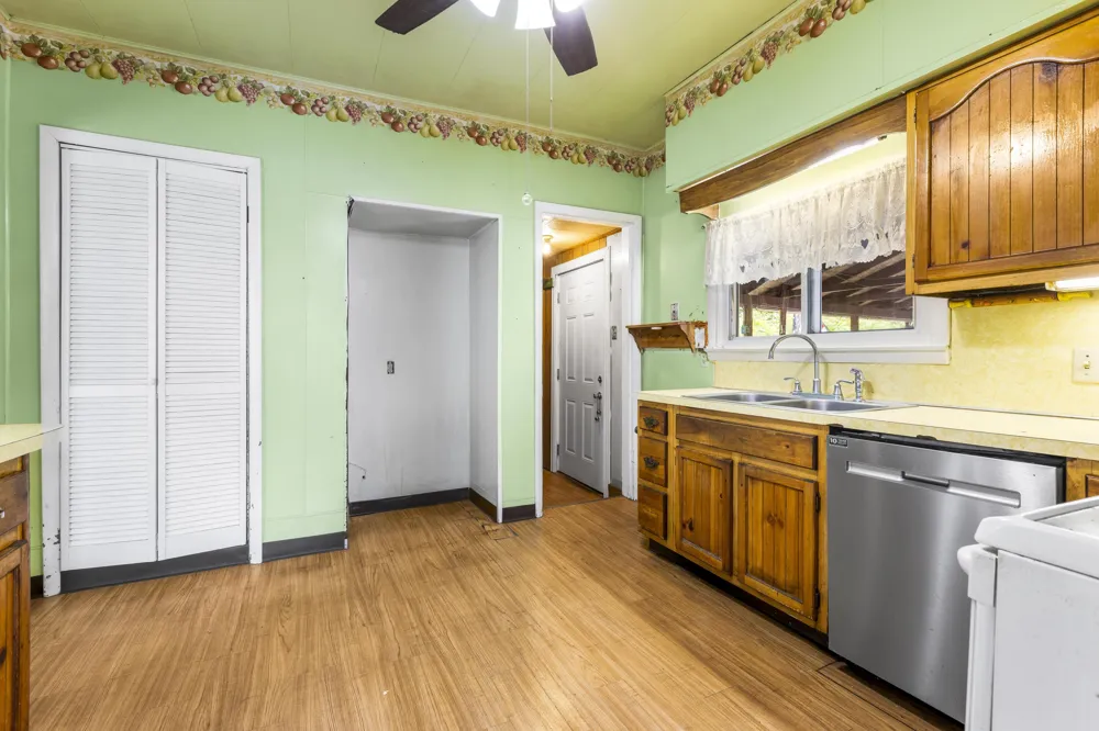 710 Monroe Street Albion, MI 49224