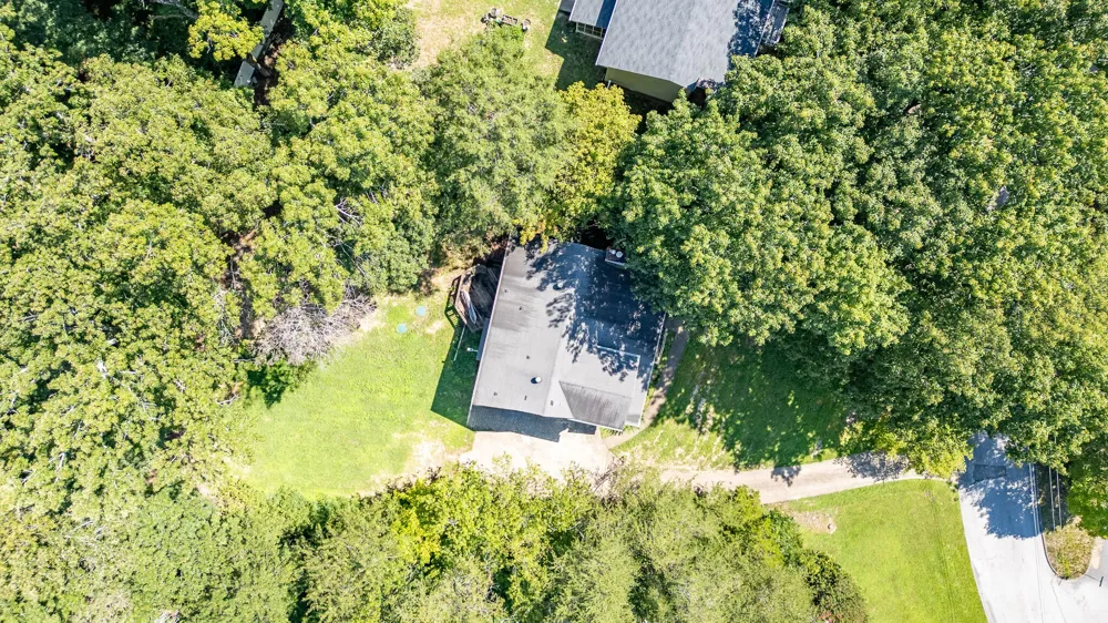 7718 Sandalwood Heights Drive Hixson, TN 37343