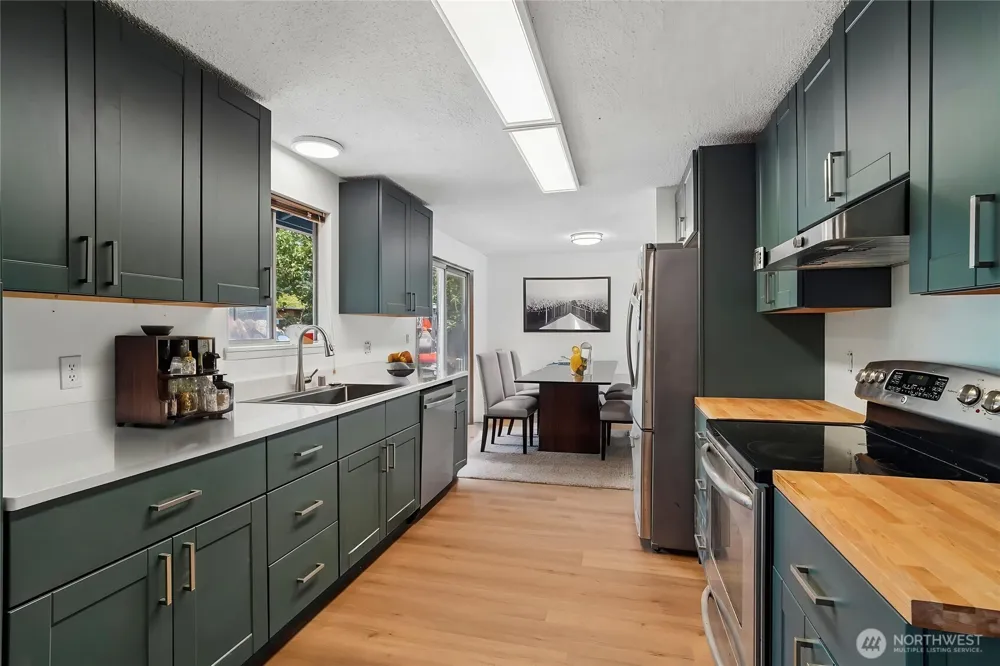 17720 SE 261st Covington, WA 98042