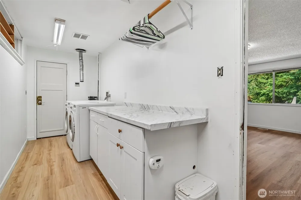 17720 SE 261st Covington, WA 98042