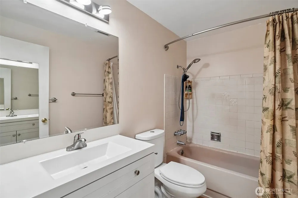 17720 SE 261st Covington, WA 98042