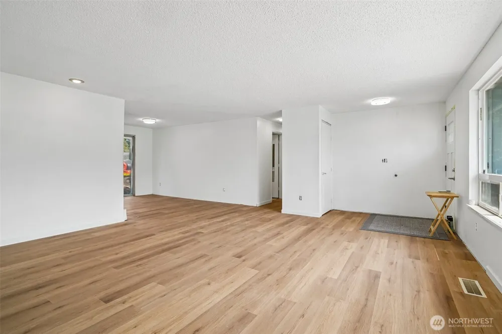 17720 SE 261st Covington, WA 98042