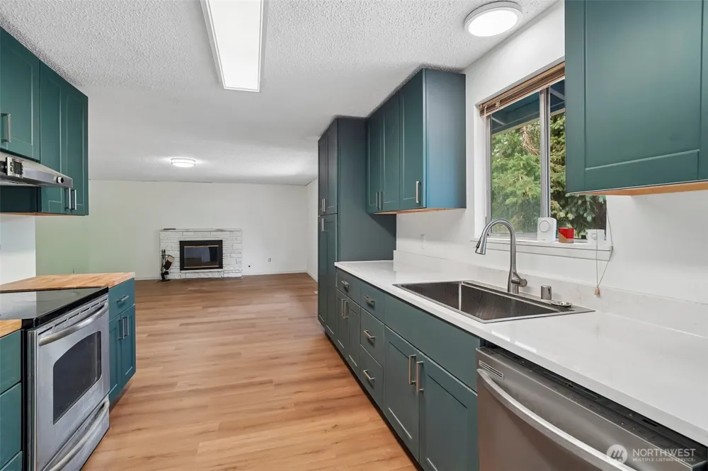 17720 SE 261st Covington, WA 98042