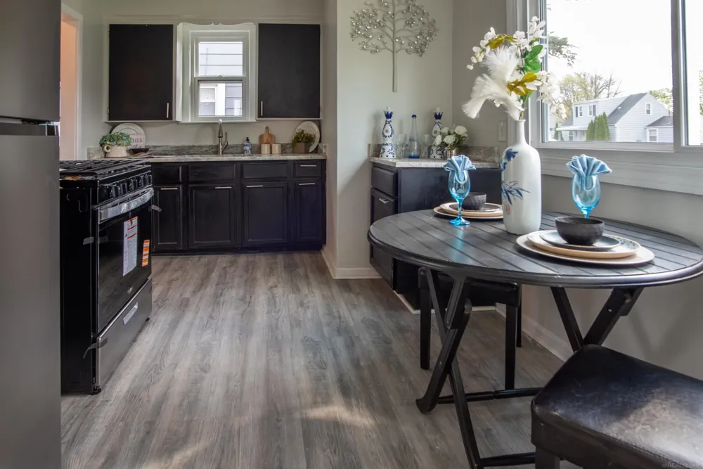 26620 Belleair Street Roseville City, MI 48066