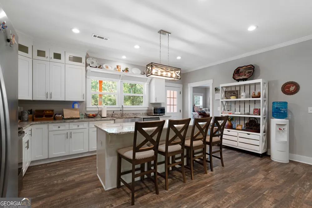 220 Long RD Rydal, GA 30171