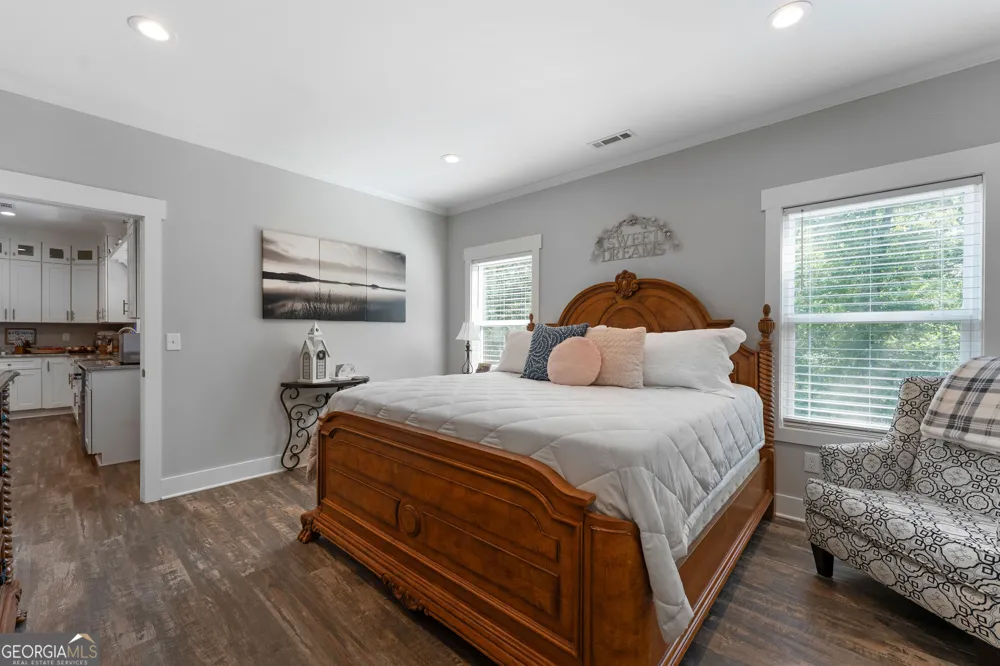 220 Long RD Rydal, GA 30171