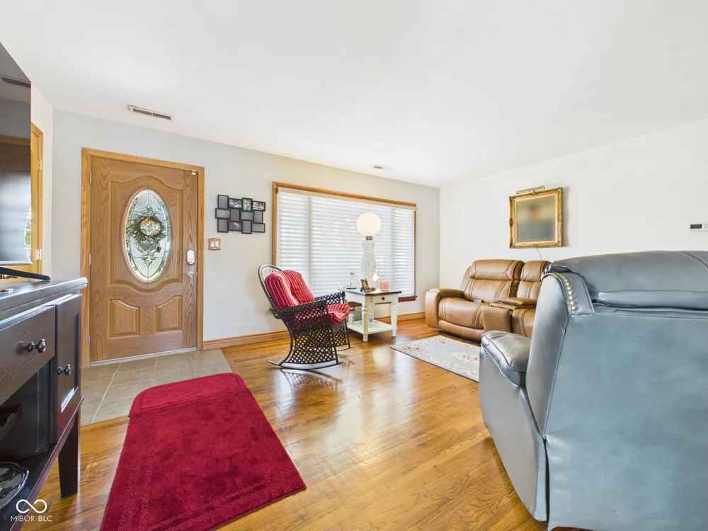 814 Rustic Road Anderson, IN 46013