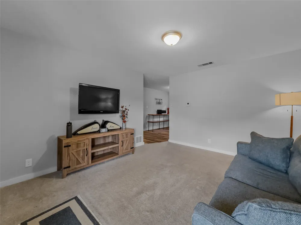 703 Whitener Road Euless, TX 76040