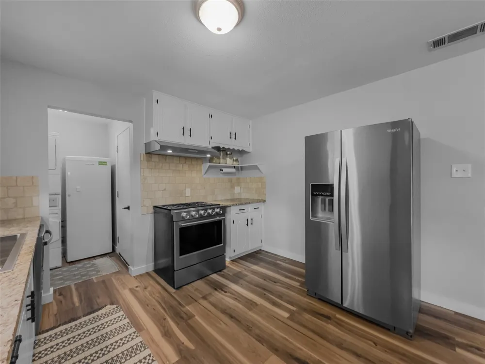 703 Whitener Road Euless, TX 76040