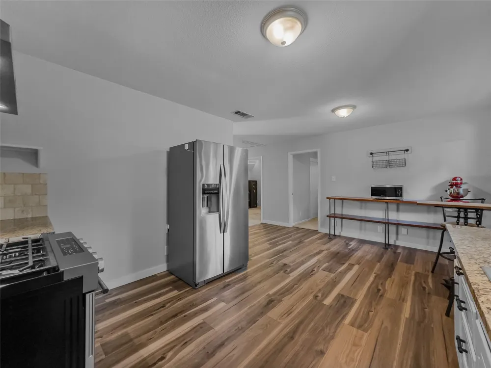 703 Whitener Road Euless, TX 76040