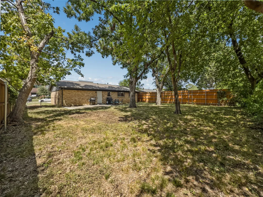703 Whitener Road Euless, TX 76040