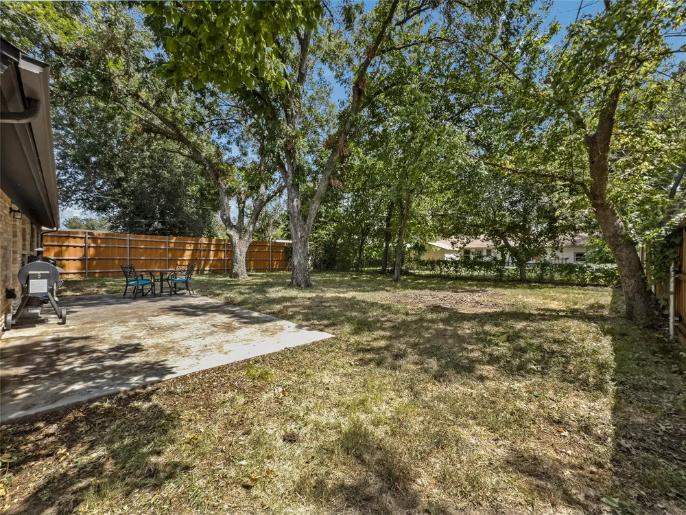 703 Whitener Road Euless, TX 76040