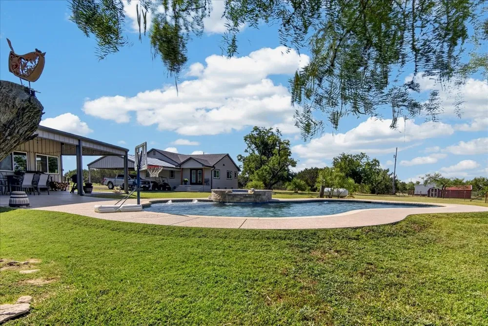 910 Star Lane Gatesville, TX 76528