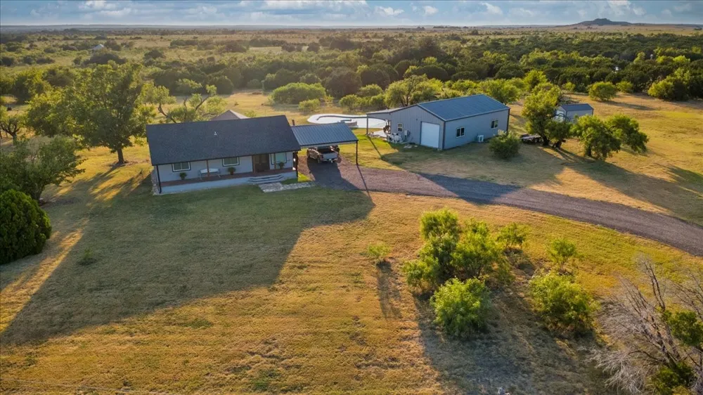 910 Star Lane Gatesville, TX 76528