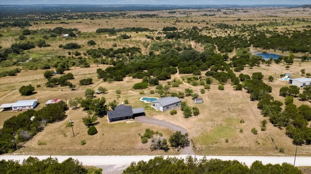 910 Star Lane Gatesville, TX 76528
