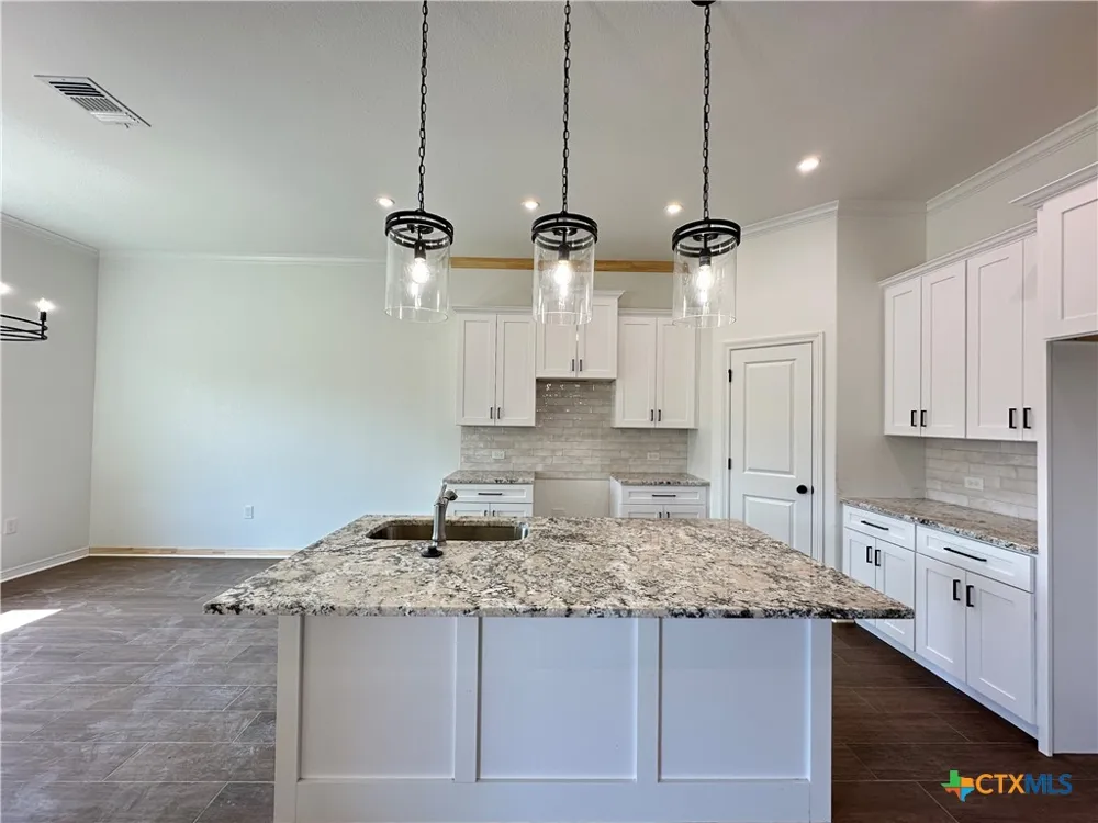 407 Magnolia Troy, TX 76579