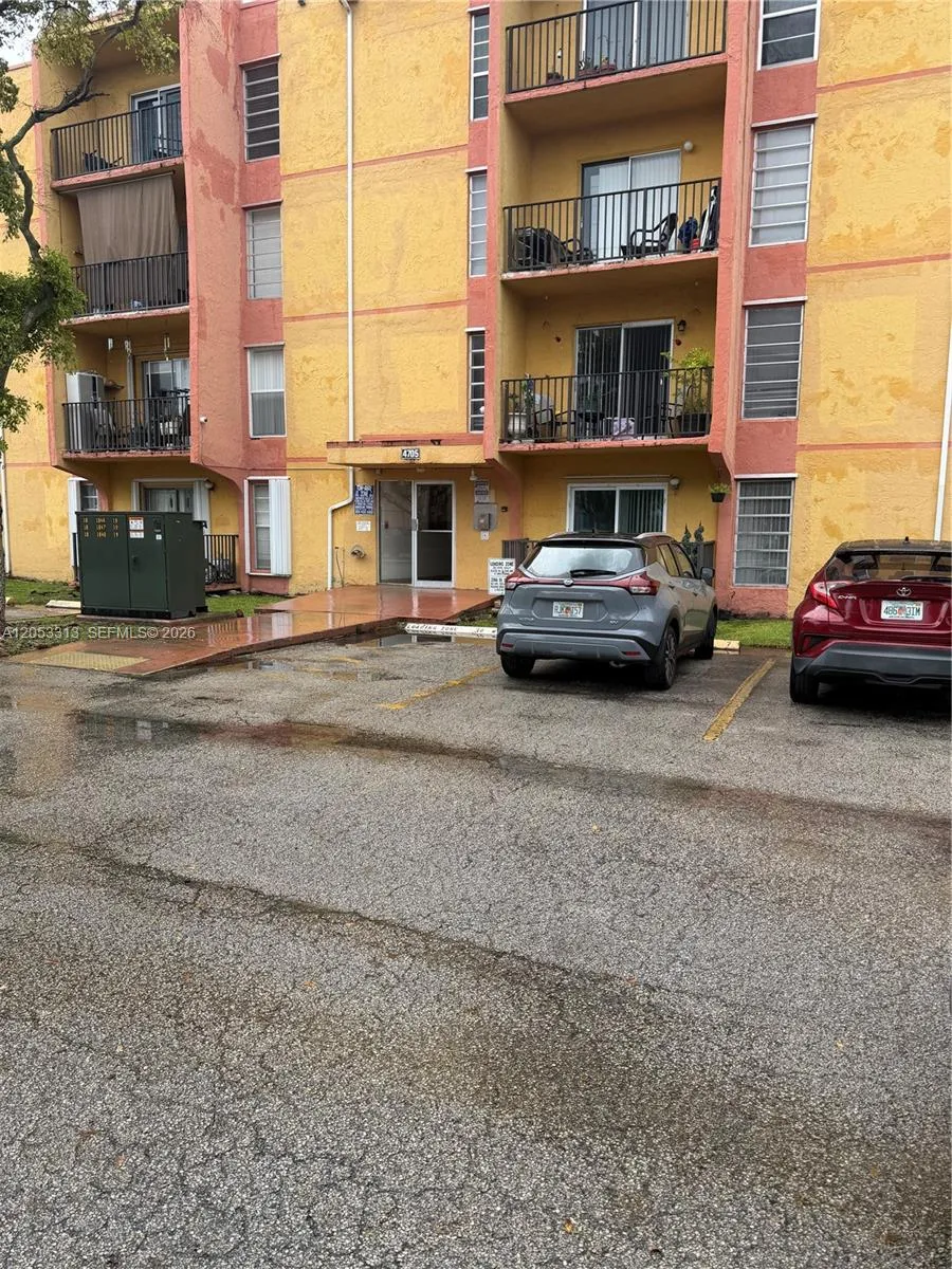 4705 NW 7th St #110-7 Miami, FL 33126