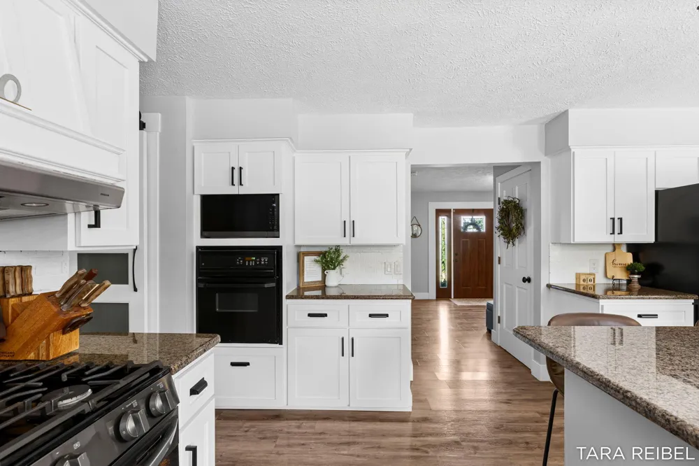 990 Riley Street Hudsonville, MI 49426