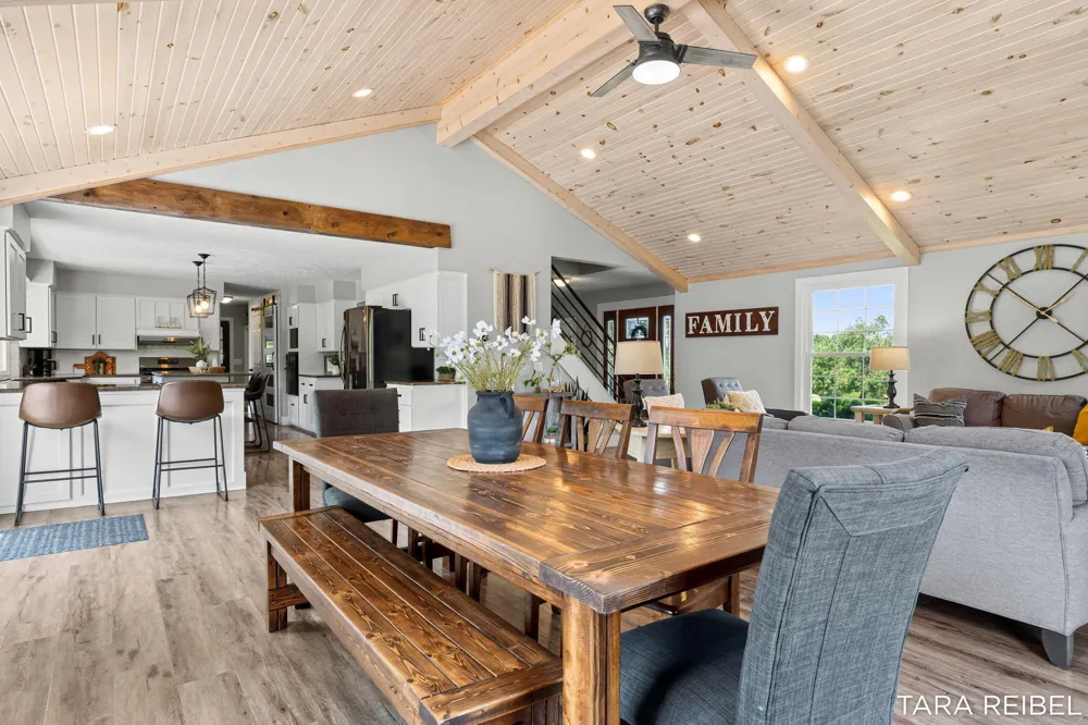 990 Riley Street Hudsonville, MI 49426